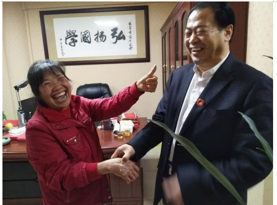 银针点顽疾 妙手定乾坤 著名中医——朱熙南