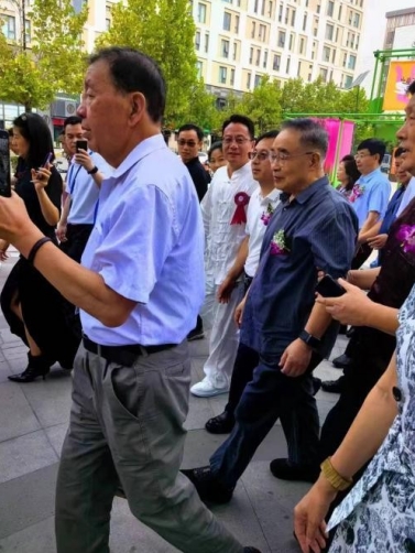 七一党建：国医大师靳光祥与济宁市长热线的故事真扎心