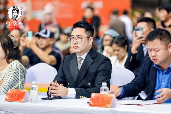 人民楷模——章奕亮