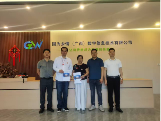 热血铸军魂  共筑中国梦 唐建华医疗团队祖传带药火针，数字赋能中医未来