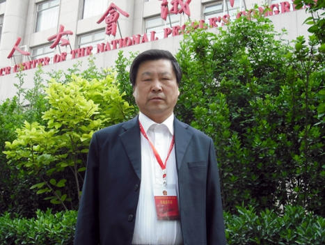 庆祝抗日战争胜利 80周年 著名中医——何宏继