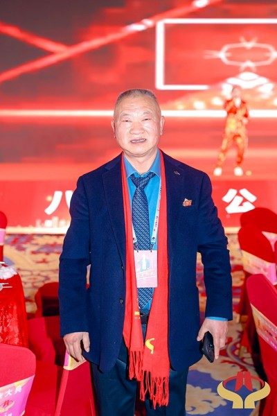 砥砺奋进七十载，诚信铸就石油梦 ——记巴东县红鹰成品油有限公司董事长肖显盛