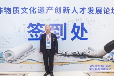 砥砺奋进七十载，诚信铸就石油梦 ——记巴东县红鹰成品油有限公司董事长肖显盛