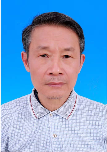 邓庆春：深耕中医药数十载，以古方智慧守护民众健康