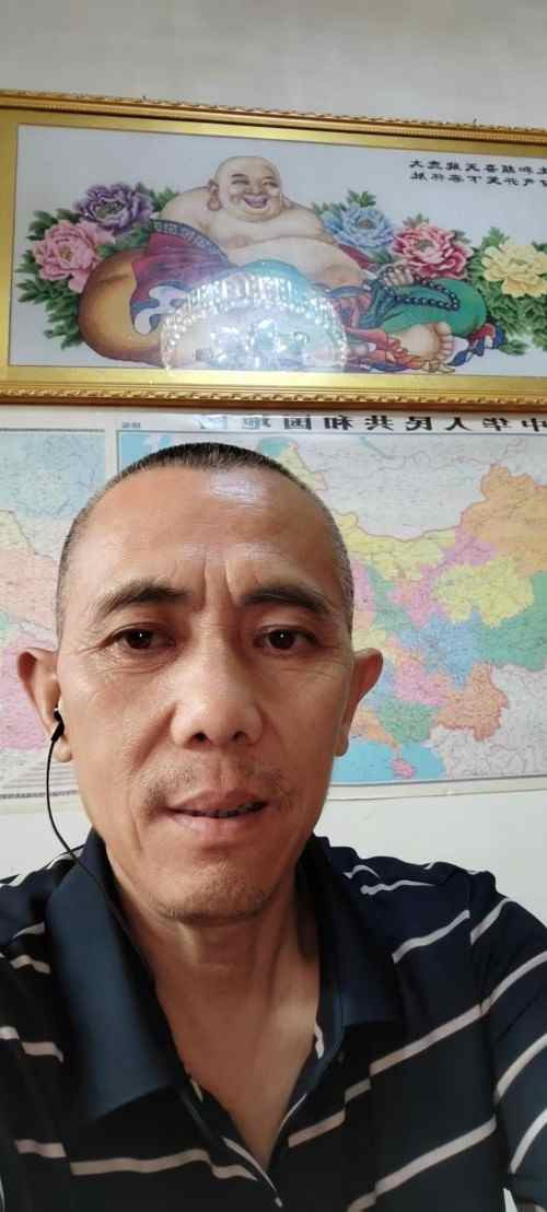 佛医融仁术 岐黄济众生  ——记国医名师、中医专家王庆东的济世之路