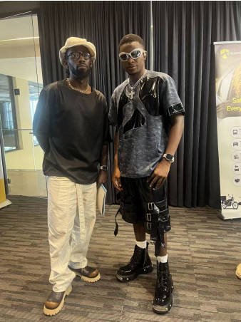 尼日利亚博士留学生马诺  (OKEK）