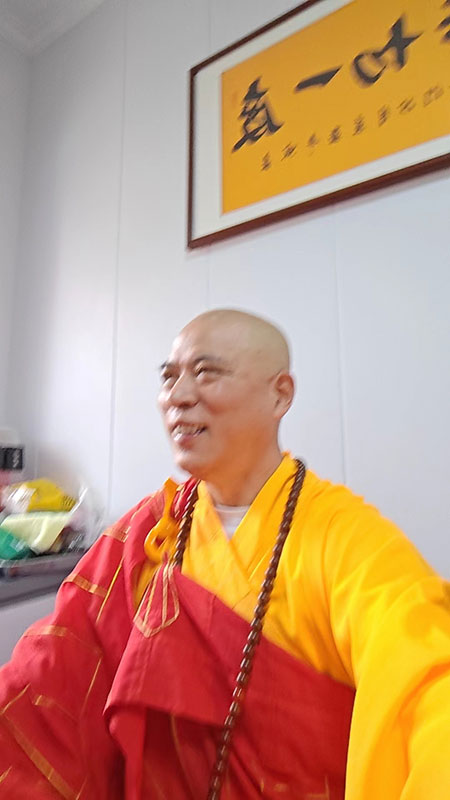 中国慈善爱心使者——心律禅师